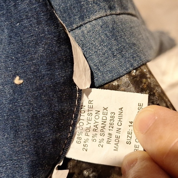 Q women's Ethyl Clothing blue stretch denim capris size 14 - Picture 6 of 6